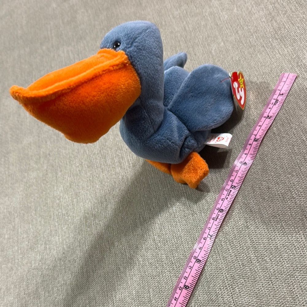 Ty Beanie Baby 1996Scoop Pelican with Orange Beak and Gray Body - Picture 8 of 8